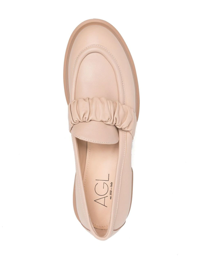 Shop Agl Attilio Giusti Leombruni 55mm Ruched-detail Leather Loafers In Nude