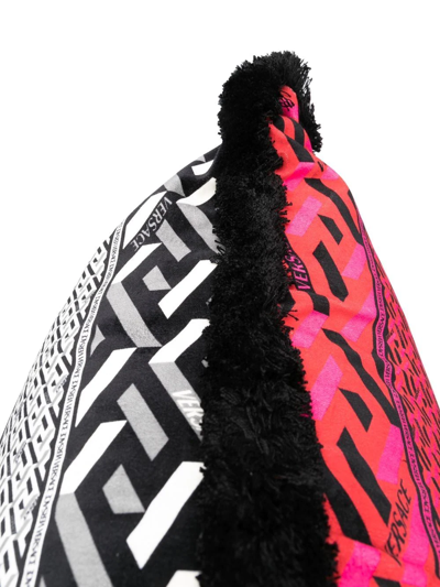 Versace Graphic-print Cushion In Rot