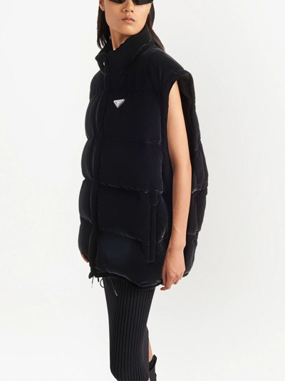 Prada Detachable-sleeve Puffer Jacket In Schwarz