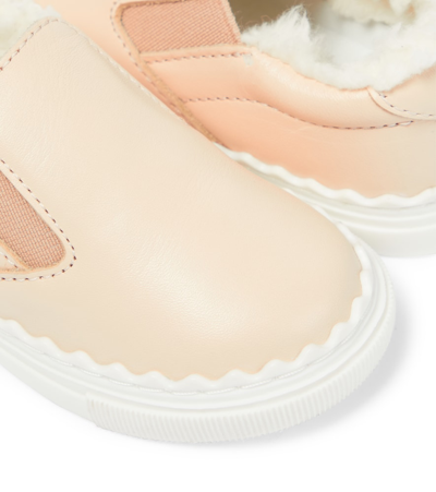Shop Chloé Kids Baby Faux Shearling And Leather Sneakers In Pink