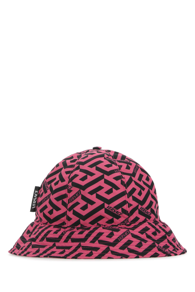 Shop Versace Cappello-59 Nd  Female