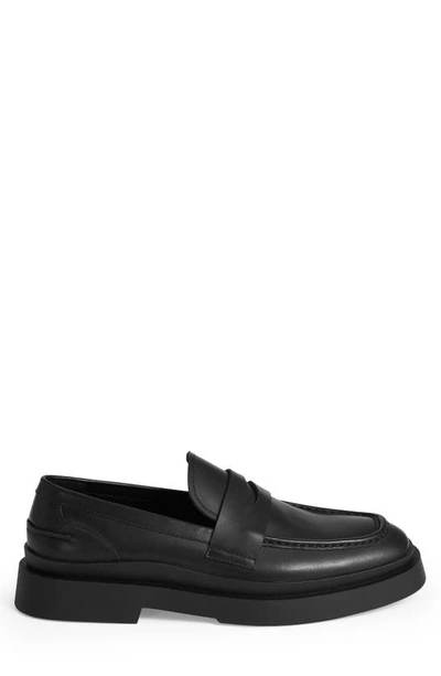 Vagabond Shoemakers Mike Loafer In Black