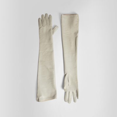 Shop Jil Sander Gloves In White
