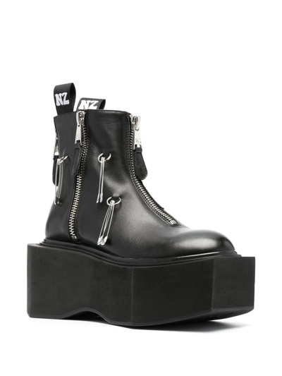 Natasha Zinko Ring Flatform Boots In Schwarz
