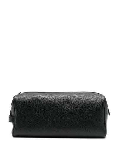Shop Common Projects Logo-stamp Leather Wash Bag In Schwarz