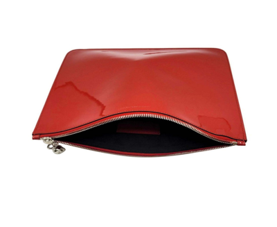 Alexander Mcqueen Women's Red Charm Patent Leather Silver Skull Large Pouch In Red