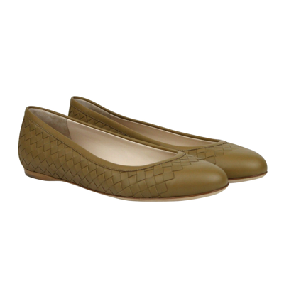 Bottega Veneta Womens Intrecciato Brown Leather Flat Slippers 370132 In Brown