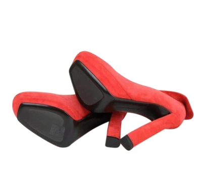 Bottega Veneta Womens Suede Platform Heel Pump 333003 In Red