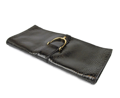 Gucci Women's Python Soft Stirrup Clutch Bag 304719 In Plum