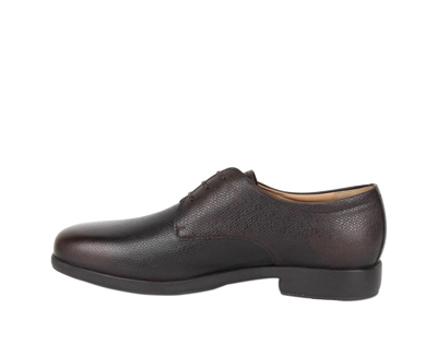 Shop Ferragamo Salvatore  Pebble Leather Oxford Shoe In Dark Brown