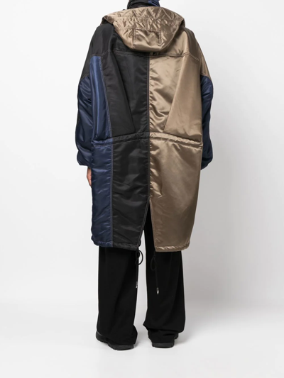 Feng Chen Wang Oversized Colour-block Hooded Coat In Schwarz