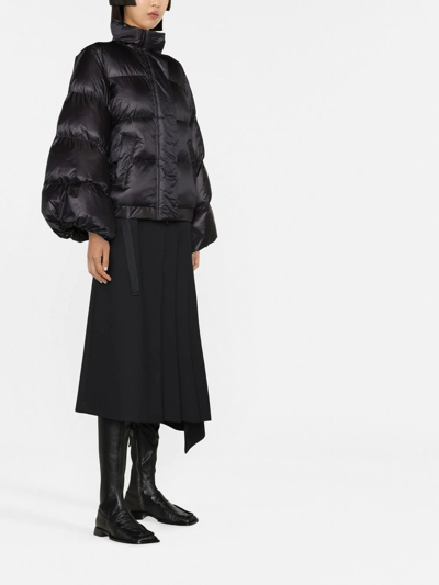 Shop Sacai Wide-sleeve Puffer Jacket In Schwarz