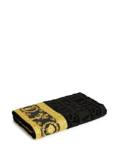 Shop Versace I Love Baroque Bath Sheet In Schwarz