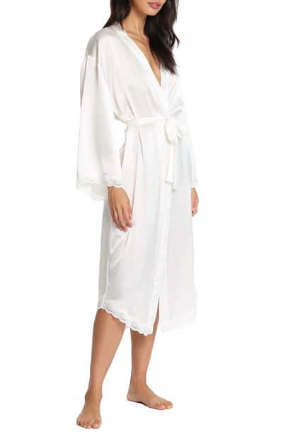 Papinelle Camille Lace Trim Silk Robe In Ivory