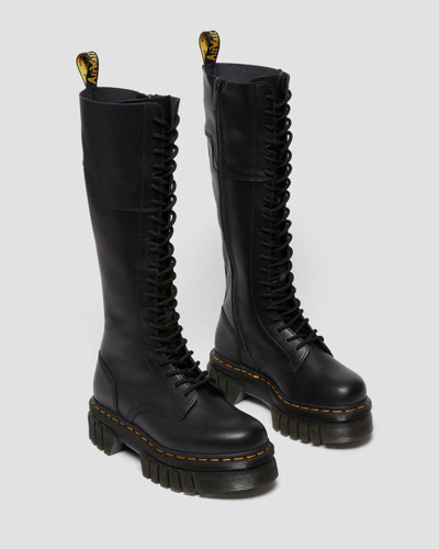 Shop Dr. Martens' Damen Audrick 20-loch Leder Hoher Plateaustiefel In Schwarz