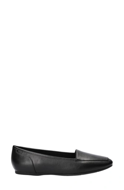Shop Easy Street Thrill Loafer In Black