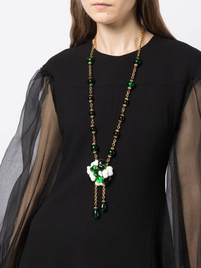 Pre-owned Chanel 1980s Camélia Pendant Chain Necklace In Green