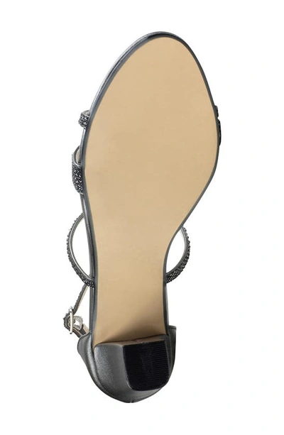 Touch Ups Daphne Sandal In Pewter