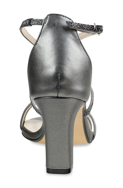Touch Ups Daphne Sandal In Pewter
