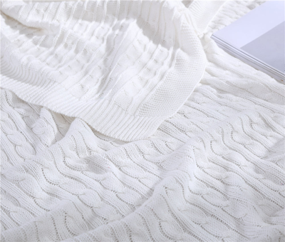 Shop The Nesting Company Oak 100% Cotton Cable Knitted 50" X 70" Throw In White