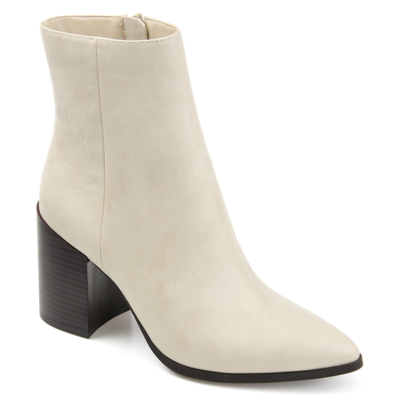 Journee Collection Collection Women's Tru Comfort Foam Kathie Bootie In White