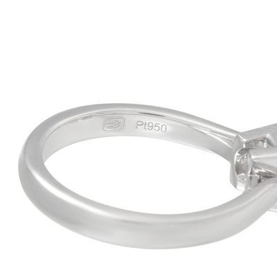 Harry Winston Platinum 0.71 Ct Diamond Solitaire Engagement Ring In White