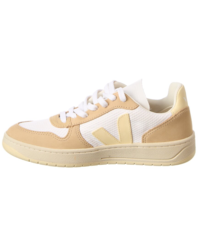 Veja V-10 Chromefree Leather Extra White Petale Sahara Trainers In Beige