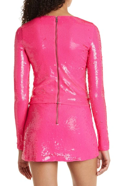 Shop Alice And Olivia Delaina Sequin Top In Wild Pink