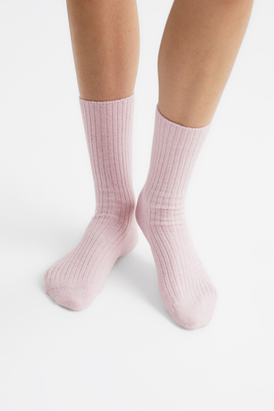 Shop Reiss Chloe - Blush Ribbed Wool Cashmere Blend Socks, Uk Xs/s