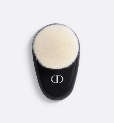 Dior Backstage Airflush Buffing Brush In White