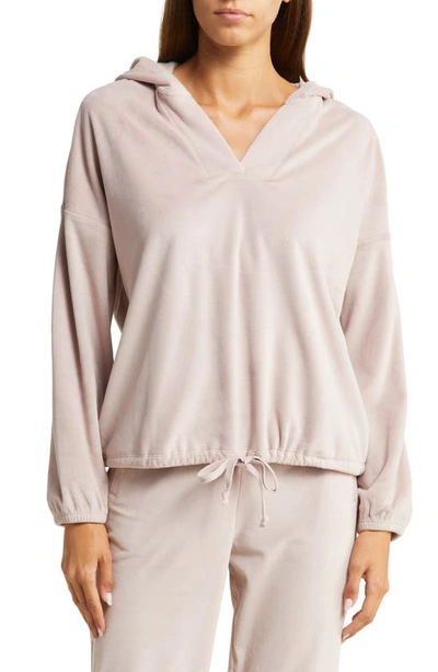 Shop Barefoot Dreams Luxechic® Hoodie In Faded Rose