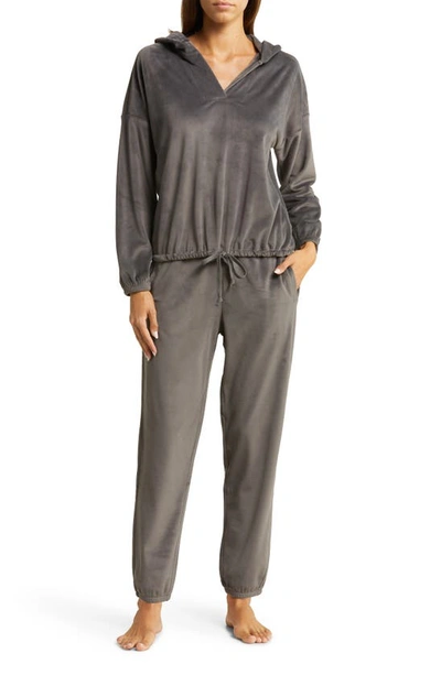 Barefoot Dreams Drop-shoulder Drawstring Hoodie In Carbon