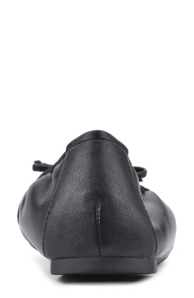 White Mountain Footwear Sunnyside Ii Ballet Flat In Black/ Smooth