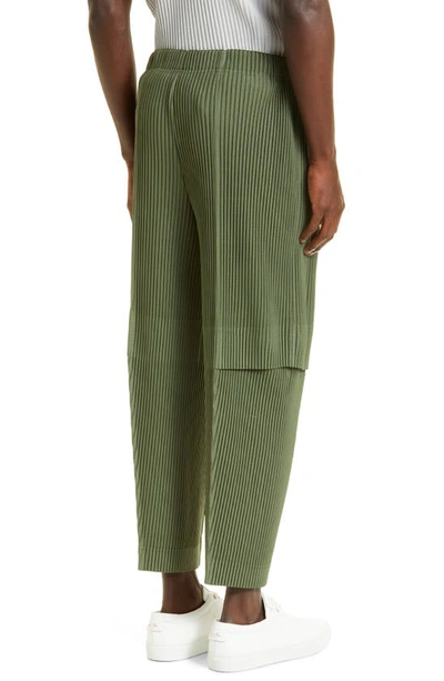 Cargo Pleated Mid-rise Straight-leg Woven Trouser In 63-light Cedar Green