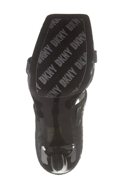 Dkny Dava Sandal In Black