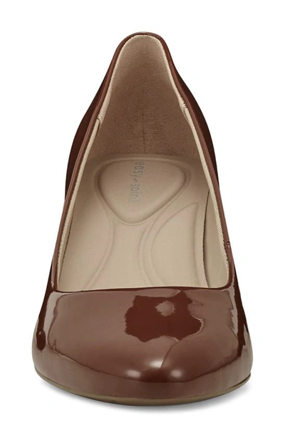 Easy Spirit Cosma Pump In Medium Brown