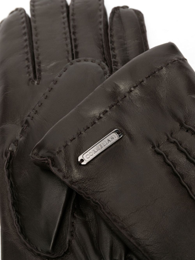Shop Corneliani Tonal-stitch Leather Gloves In Schwarz