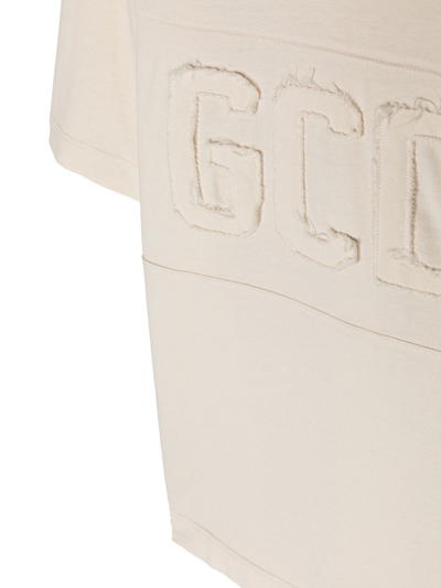 Shop Gcds Logo-appliqué Cotton T-shirt In Nude