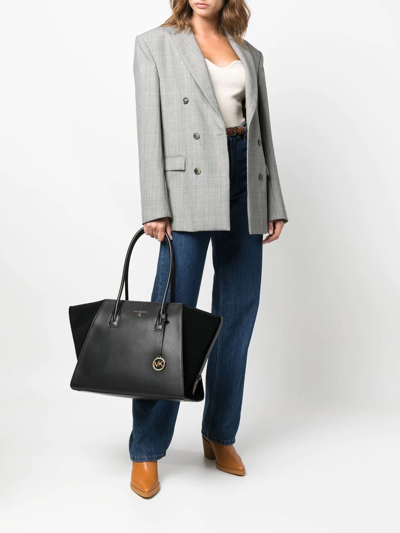 Michael Michael Kors Avril Trapeze-shaped Tote Bag In Schwarz