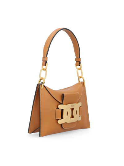 Shop Tod's Logo Engraved Chain-link Shoulder Bag In Kenia Scuro