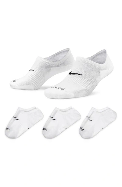 Shop Nike 3-pack Everyday Plus No-show Socks In White