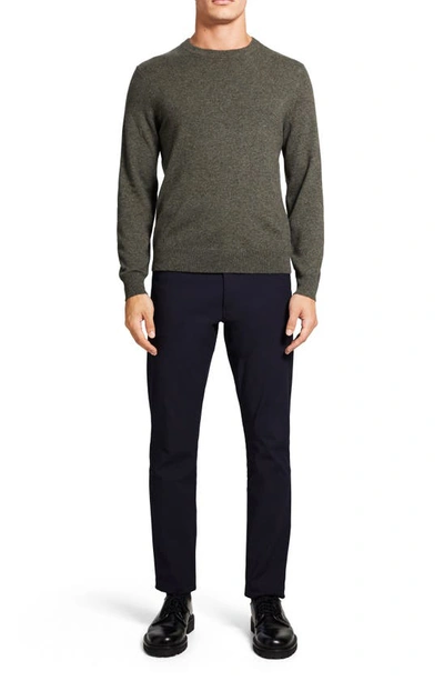 Shop Theory Hilles Cashmere Sweater In Olive Melange - Zyj