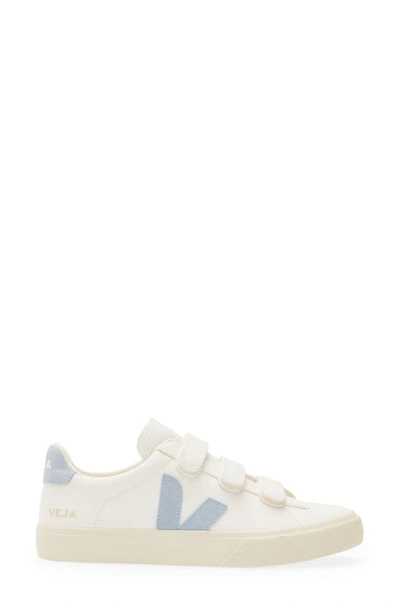 Veja scratch cheap blanche