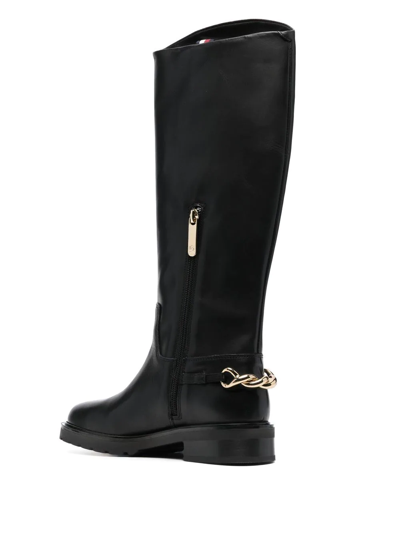 Shop Tommy Hilfiger Chain-link Detail Boots In Schwarz