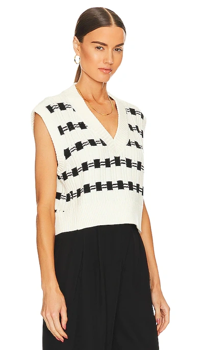 L'academie Danelea Cropped Vest In Ivory & Black