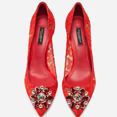 Dolce & Gabbana Bellucci 60 Brooch Embellished Lace Pumps In Red