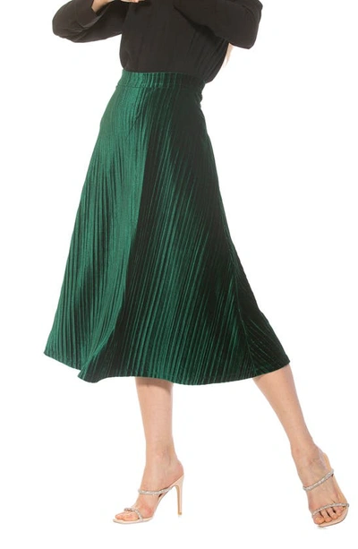 Shop Alexia Admor Alania Pleated Velvet Midi Skirt In Emerald