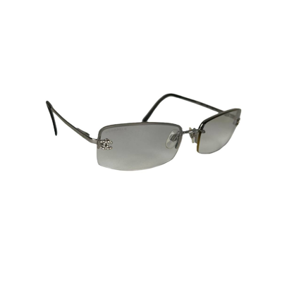 Pre-owned Chanel Cc Rhinestone Logo Rimless Sunglasses In Silver