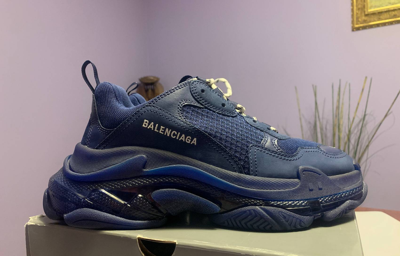 pre owned balenciaga triple s