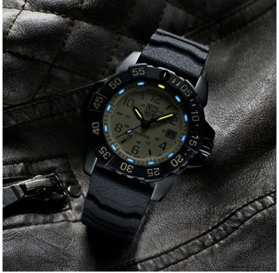 Pre-owned Luminox Xs.3251.cbnsf.set Navy Seal Foundation 45 Diver Watch Sapphire Crystal